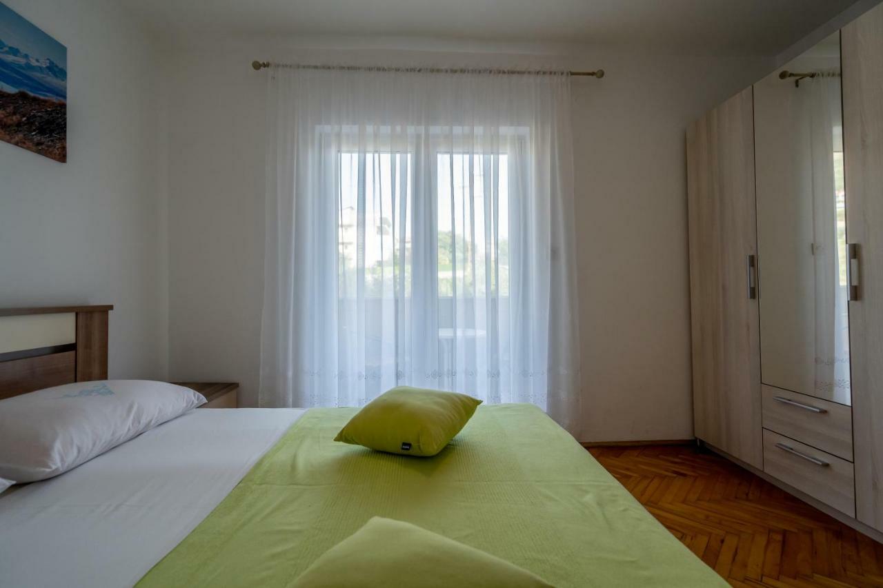 Apartment Matija Подстрана Экстерьер фото